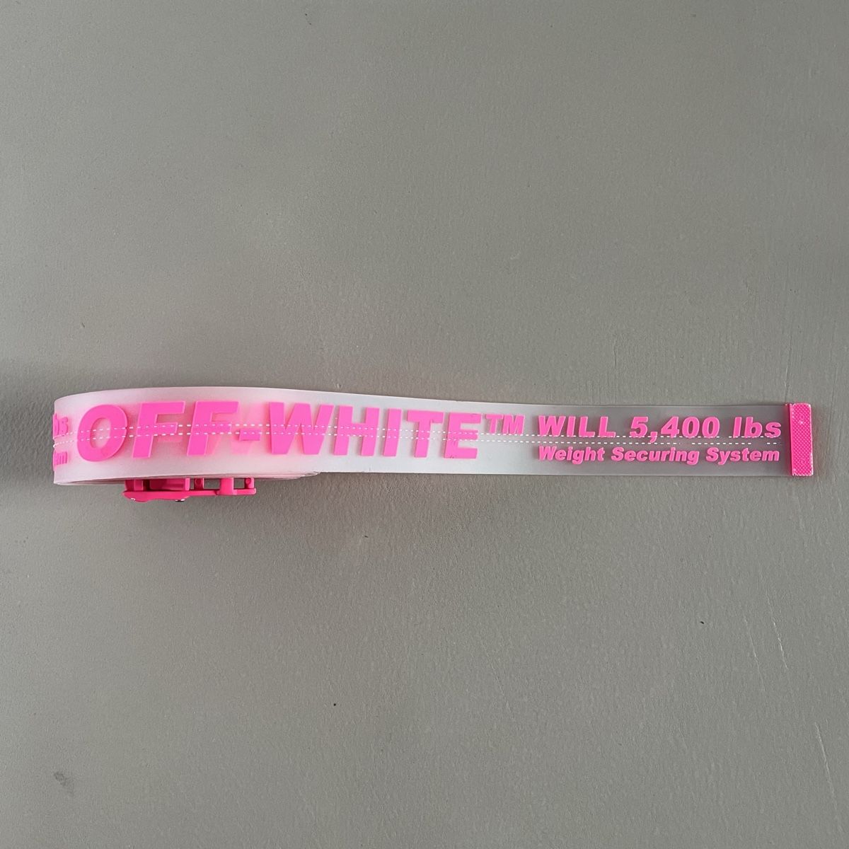 Off-White Cinture: OFF-WHITE Industrial Logo Rubber Belt 💖 – Usato da Zürich venduto da ClosetQueen 2