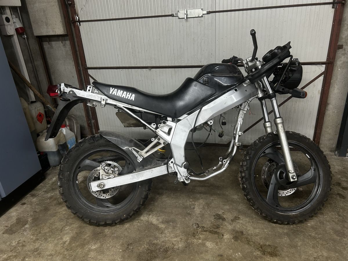 Yamaha Sonstige: Yamaha tdr 125 pour pièces – Gebraucht aus Ollon VD von sch_9qv7 1