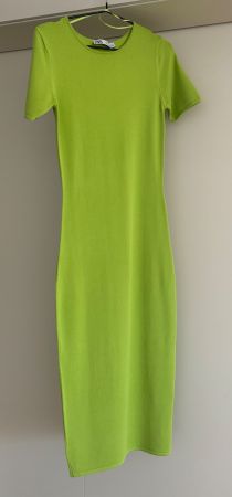 Grünes Kleid von Zara, S Neu!