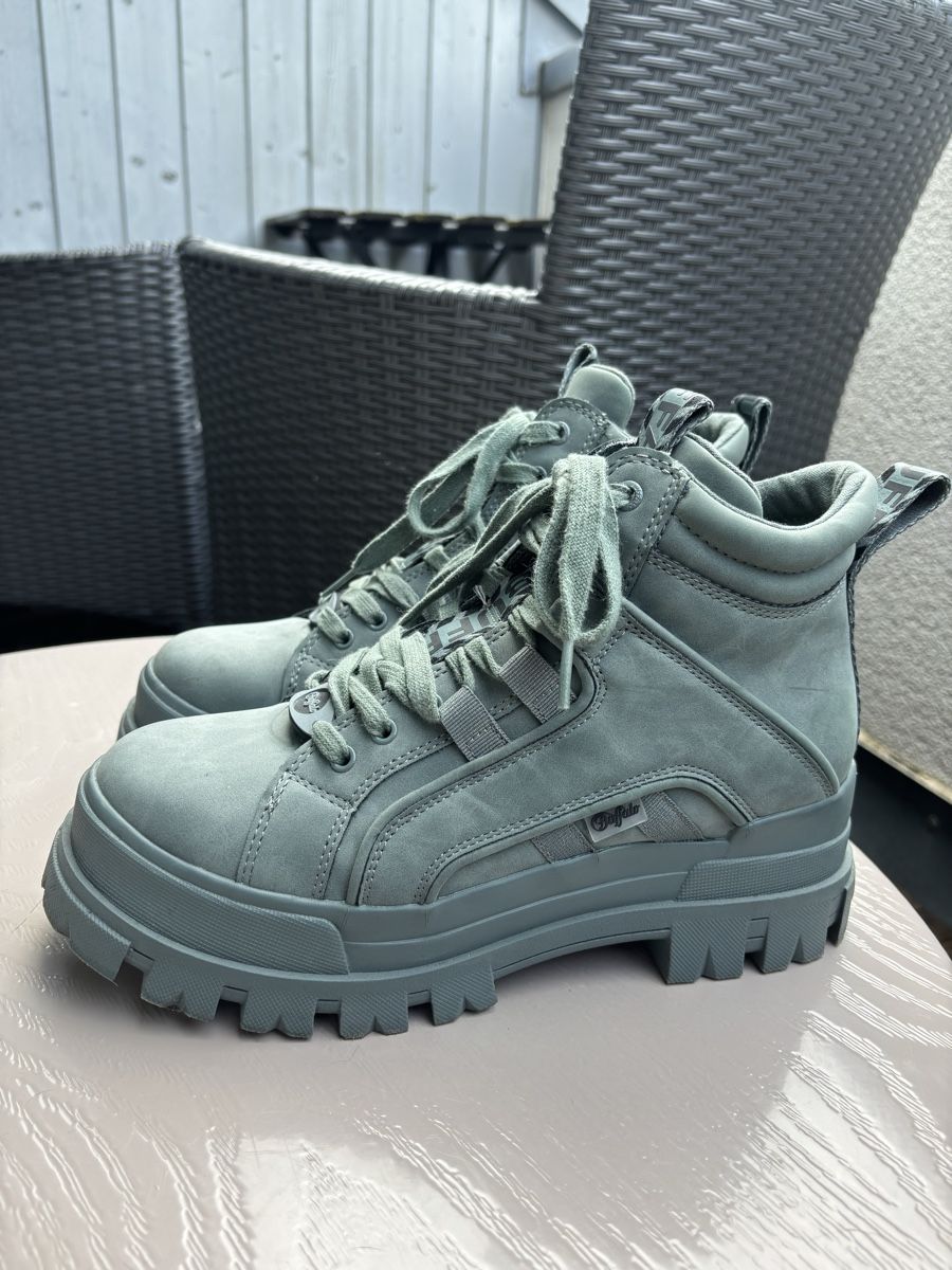 Buffalo Damenschuhe: Buffalo Aspha Mid petrol Grösse 41 Plateau Gothic – Neu (gemäss Beschreibung) aus Brugg AG von ann_stf7 1