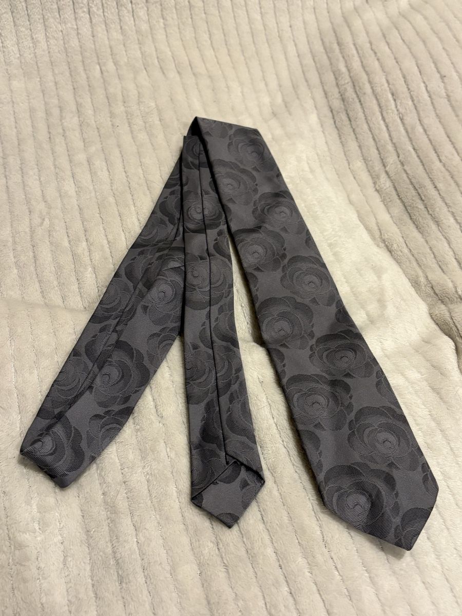 Krawatten: Krawatte aus Polyester – Gebraucht aus Rümlang von BoutiqueMonique16