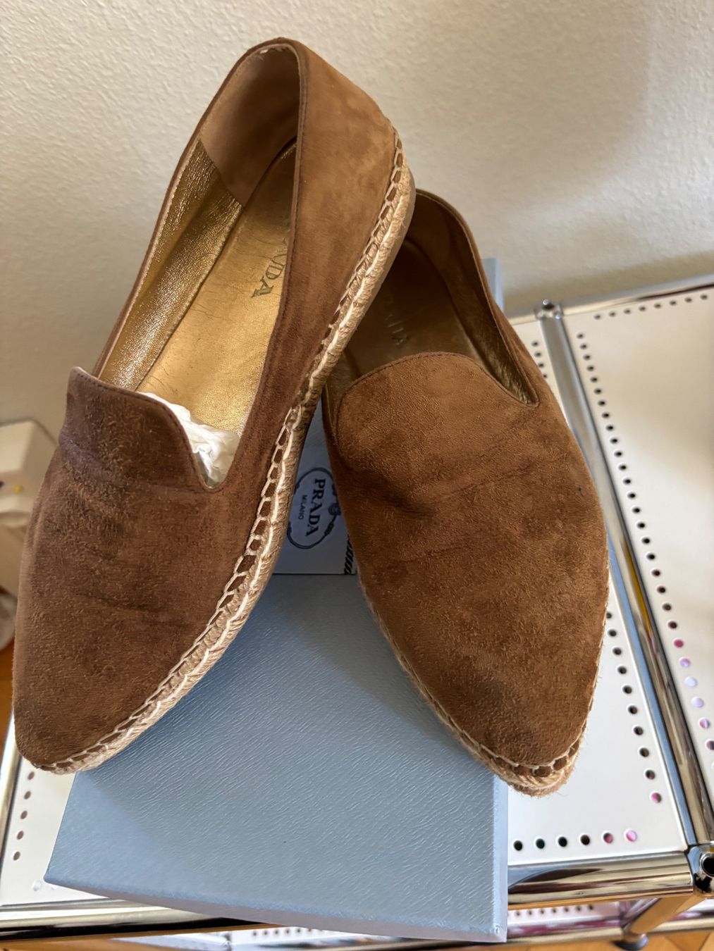 Prada Damenschuhe: Prada Espadrilles Gr. 39-39.5, cool Np:890.- – Gebraucht aus St.Gallen von shiwi12 2