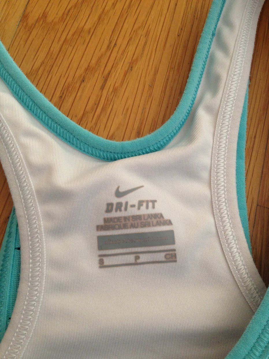 Nike T-shirt: Sport Shirt Nike – Usato da Dübendorf venduto da Fip05 1
