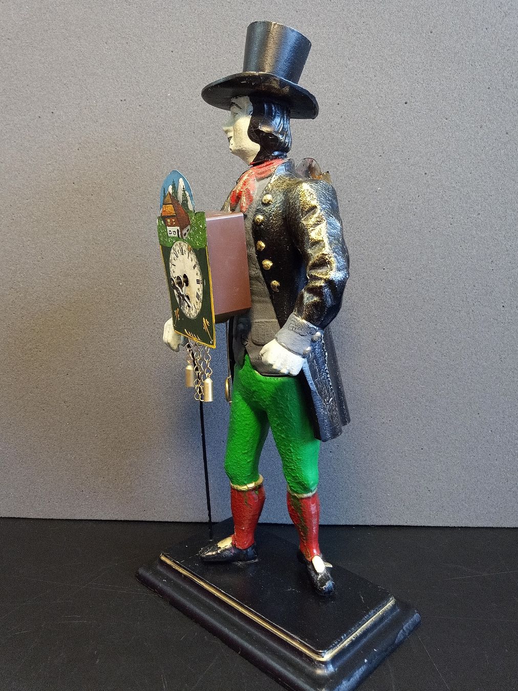 Statuette: Schwarzwälder Uhrenmann – Usato da Reiden venduto da Zofi-Brocki 3