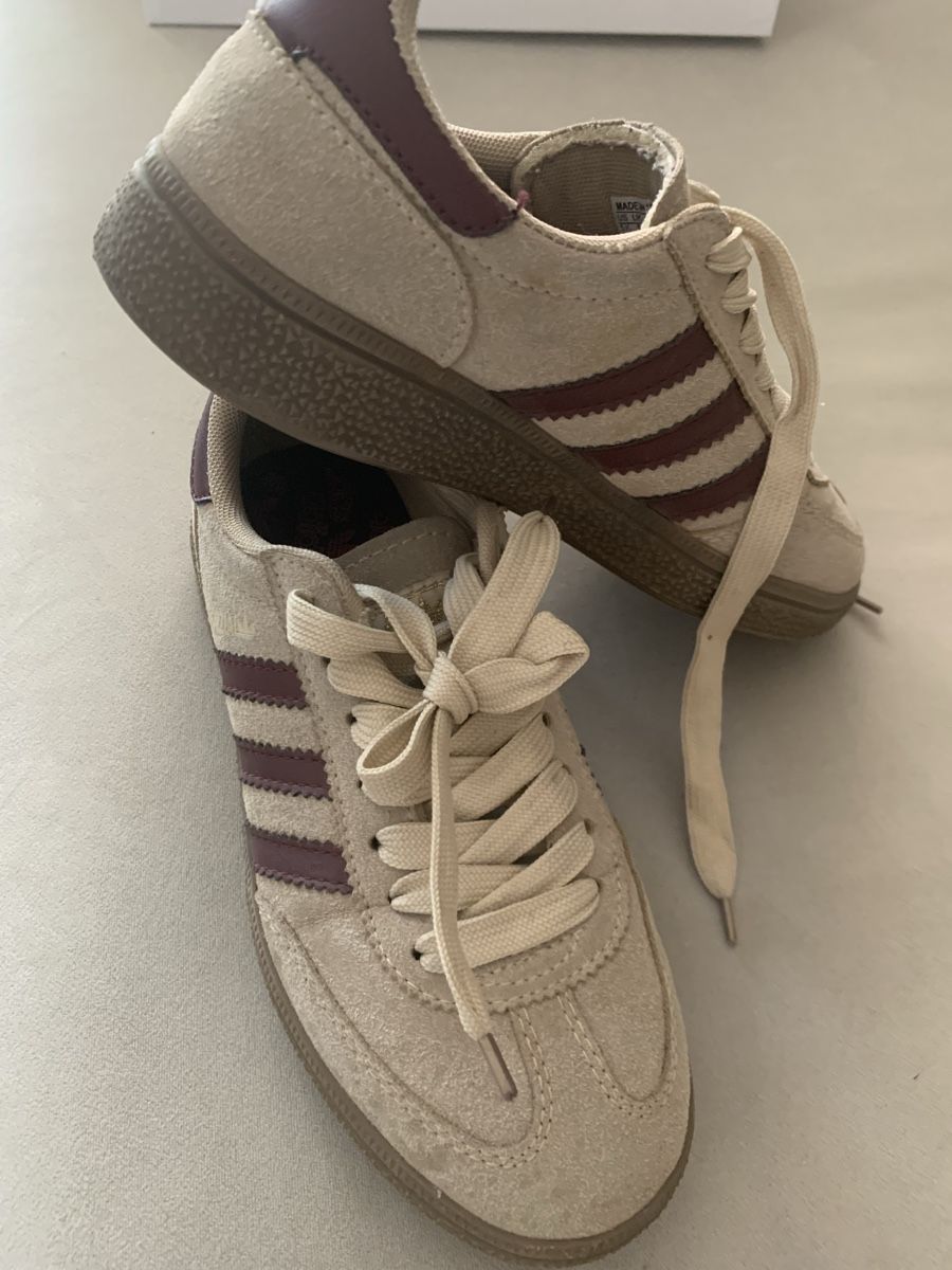 Adidas Scarpe da donna: Adidas Turnschuhe  – Usato da Bergdietikon venduto da zor_856j 1