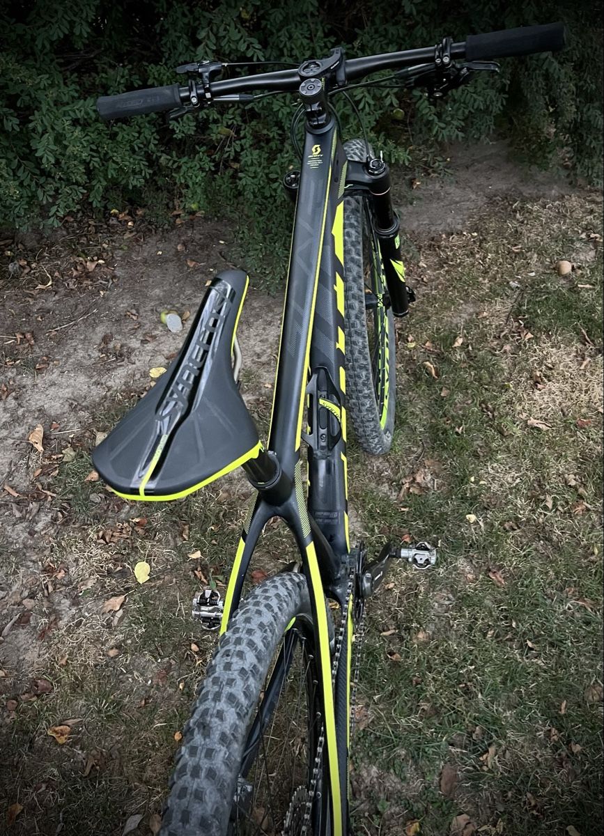 Scott Velos: Scott Scale RC 700 World Cup 27.5" M – Gebraucht aus Froideville von WellTone.ch 6