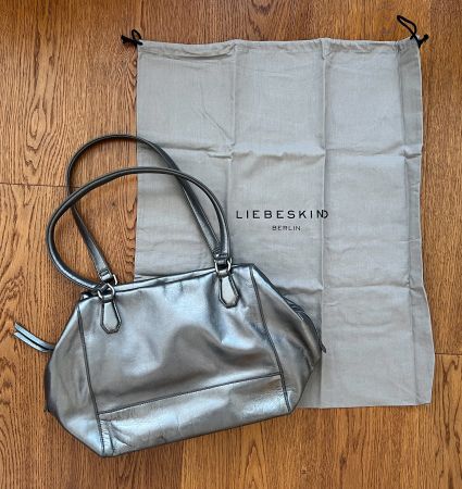 Liebeskind Berlin Lederhandtasche Grey Metallic
