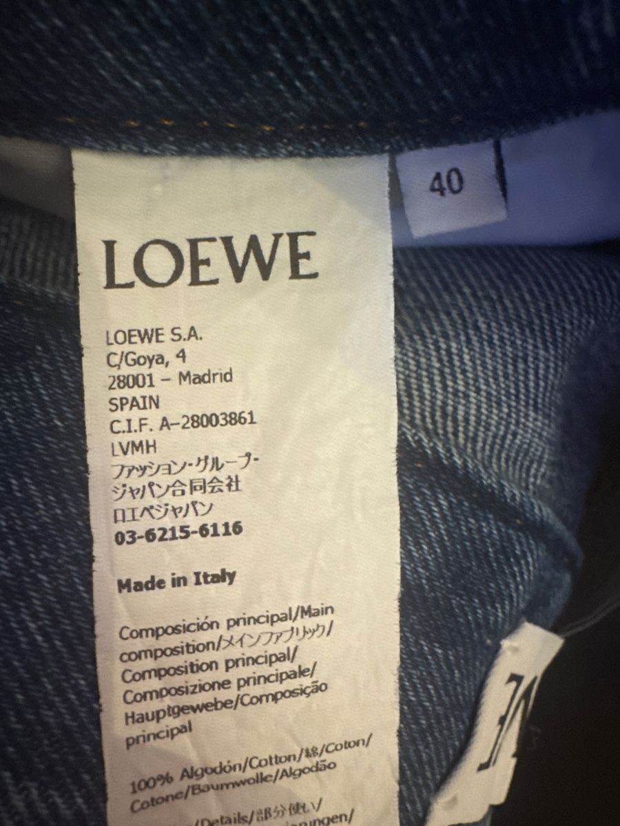 Loewe Jeans: LOEWE Anagram Jeans Gr. 40 Neuwertig – Nuovo (secondo la descrizione) da Ebmatingen venduto da eri_2qcn 6