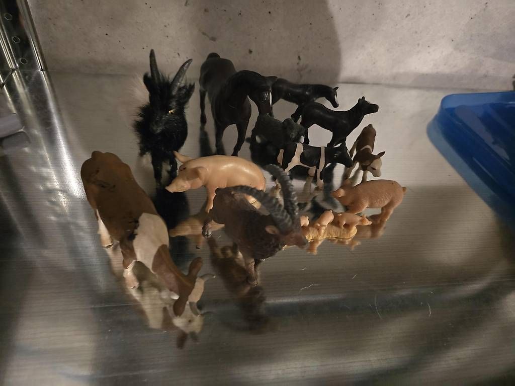 Giocattoli: Verschiedene Hoftiere – Usato da Langnau i. E. venduto da dod_c7cz 1