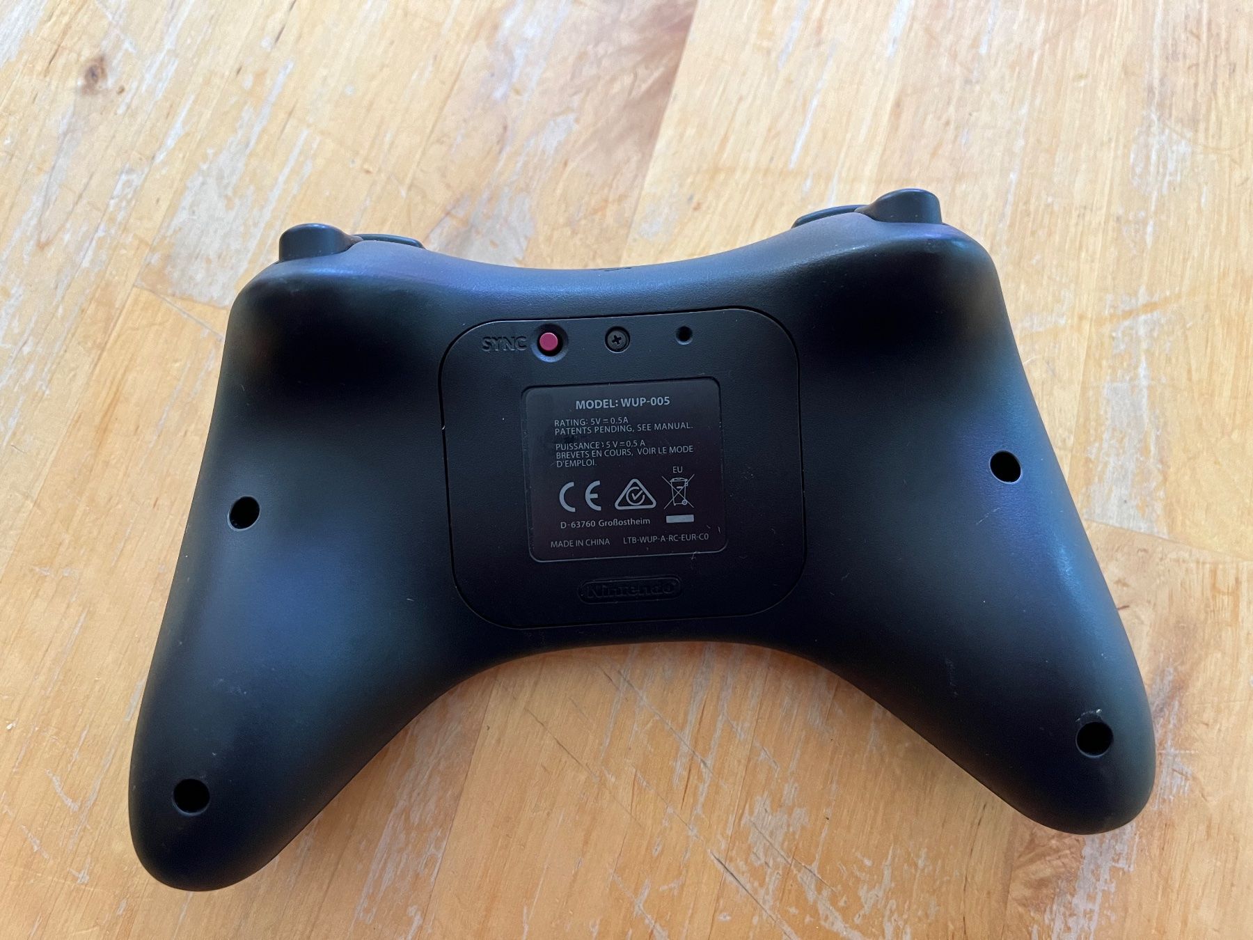 Nintendo Controller: WiiU Pro Controller – Usato da Frenkendorf venduto da gelbeZinnie 1