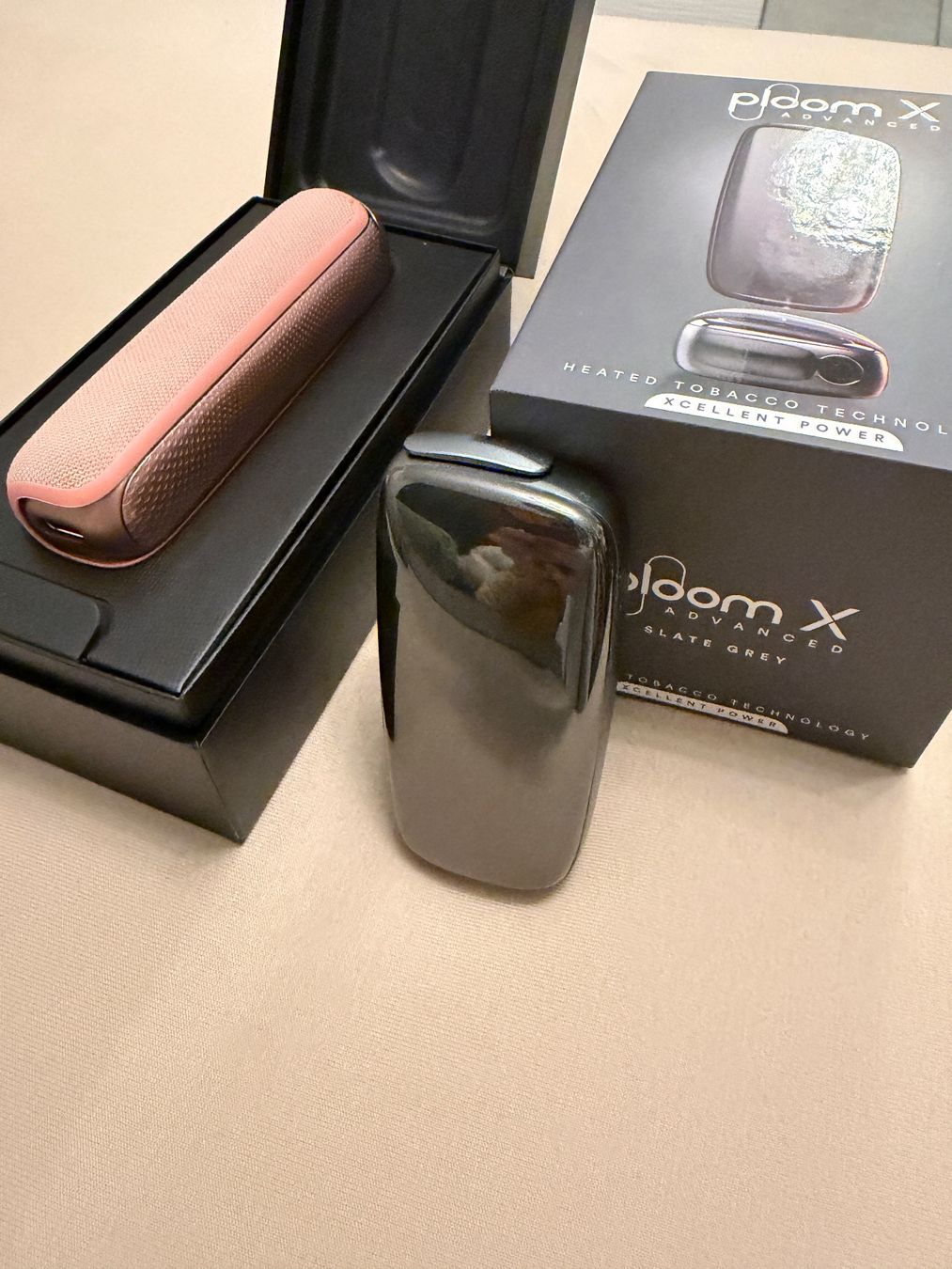 Altri Prodotti per fumatori: Ploom Tabakerhitzer Schwarz und Pink – Usato da Dintikon venduto da GoodLife22