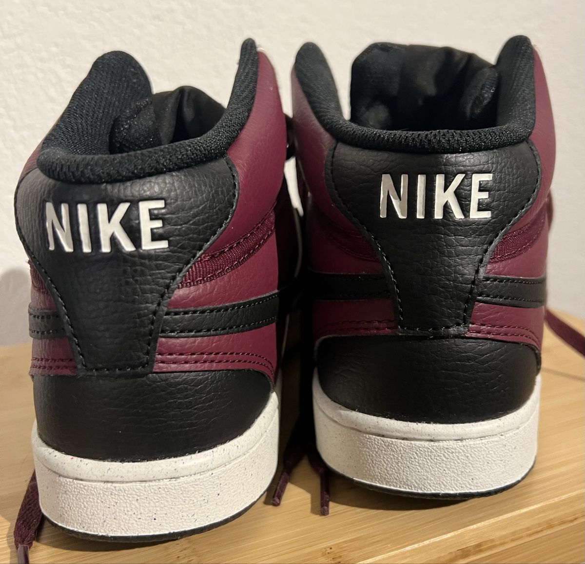 Nike Herrenschuhe: Baskets Nike, T 42.5 – Neu (gemäss Beschreibung) aus St-Pierre-Clages von ste_xk6p 3