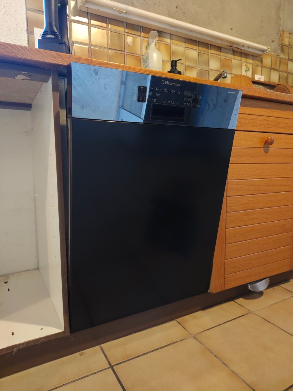 Lavastoviglie: Lave-vaisselle Electrolux format suisse 55cm – Usato da Bretigny-sur-Morrens venduto da max_b22h 4