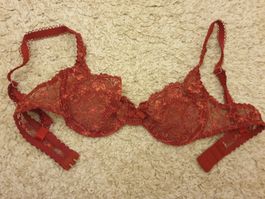 Soutien-gorge, 75A, bordeaux dentelle, très bon état
