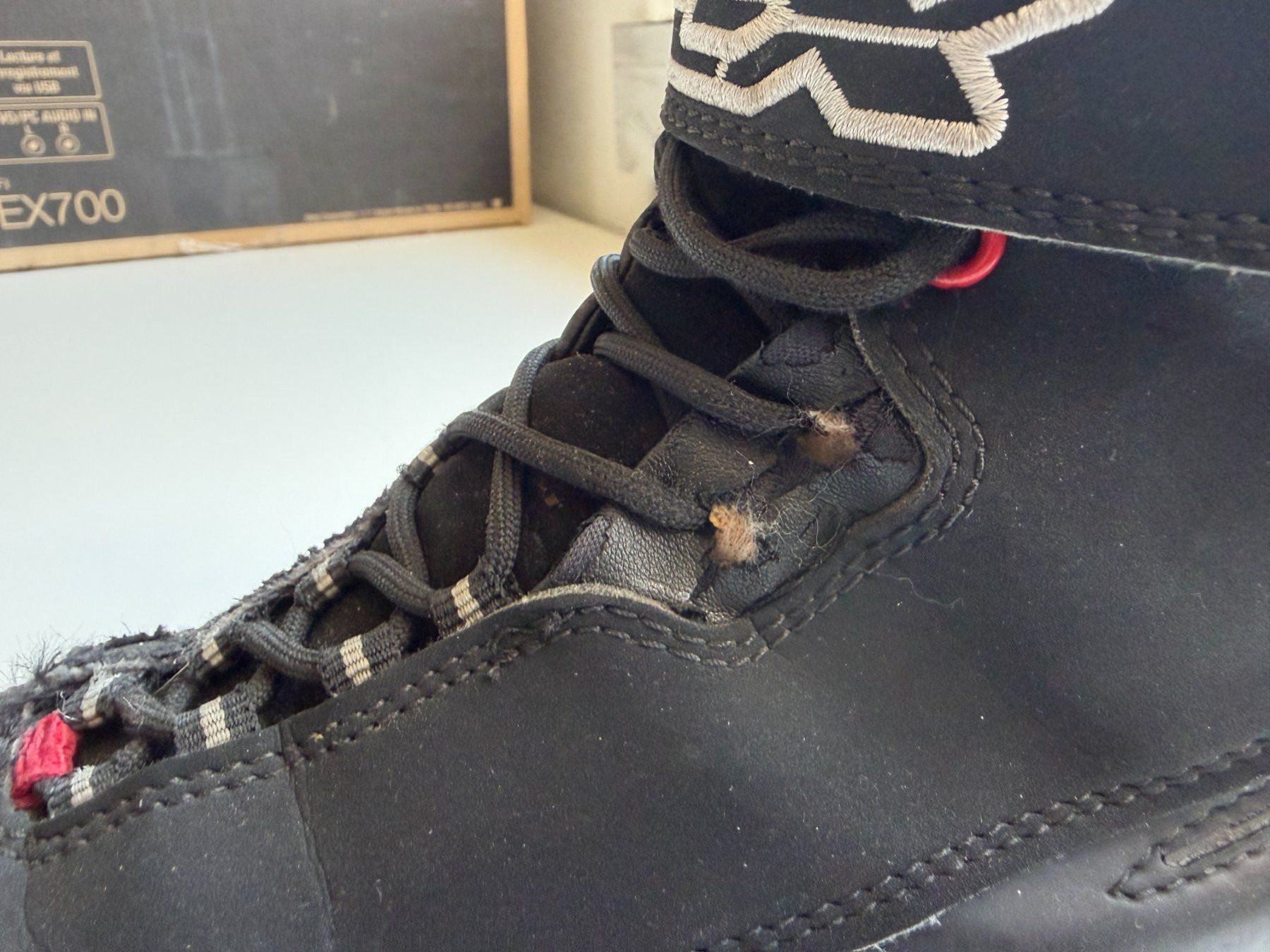 Scarpe da uomo: TCX Motorbike boots size 41 – Usato da Zürich venduto da JulesZHW 3