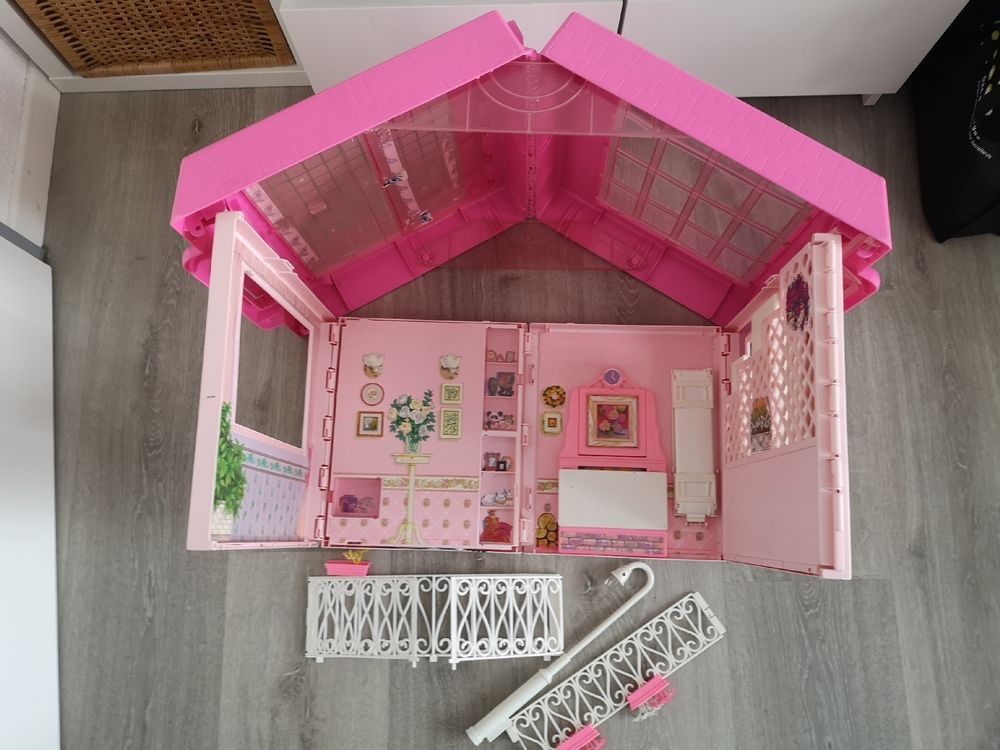 Barbie Koffer voor alle leeftijden | Roze Kleine, Middelgrote of Grote Opties Bagagetas met Uitschuifbaar Handvat | Poppenlogo Harde Koffer Carry On Trolley Cabine Case | Leuk Reisaccessoire Cadeau