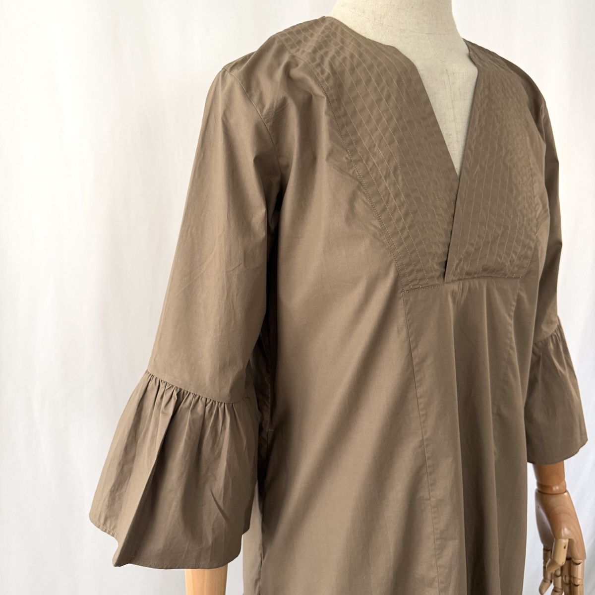 Lis Lareida Vestiti: LIS LAREIDA New Dress – Nuovo (secondo la descrizione) da Emmen venduto da Colette-Juliette 3