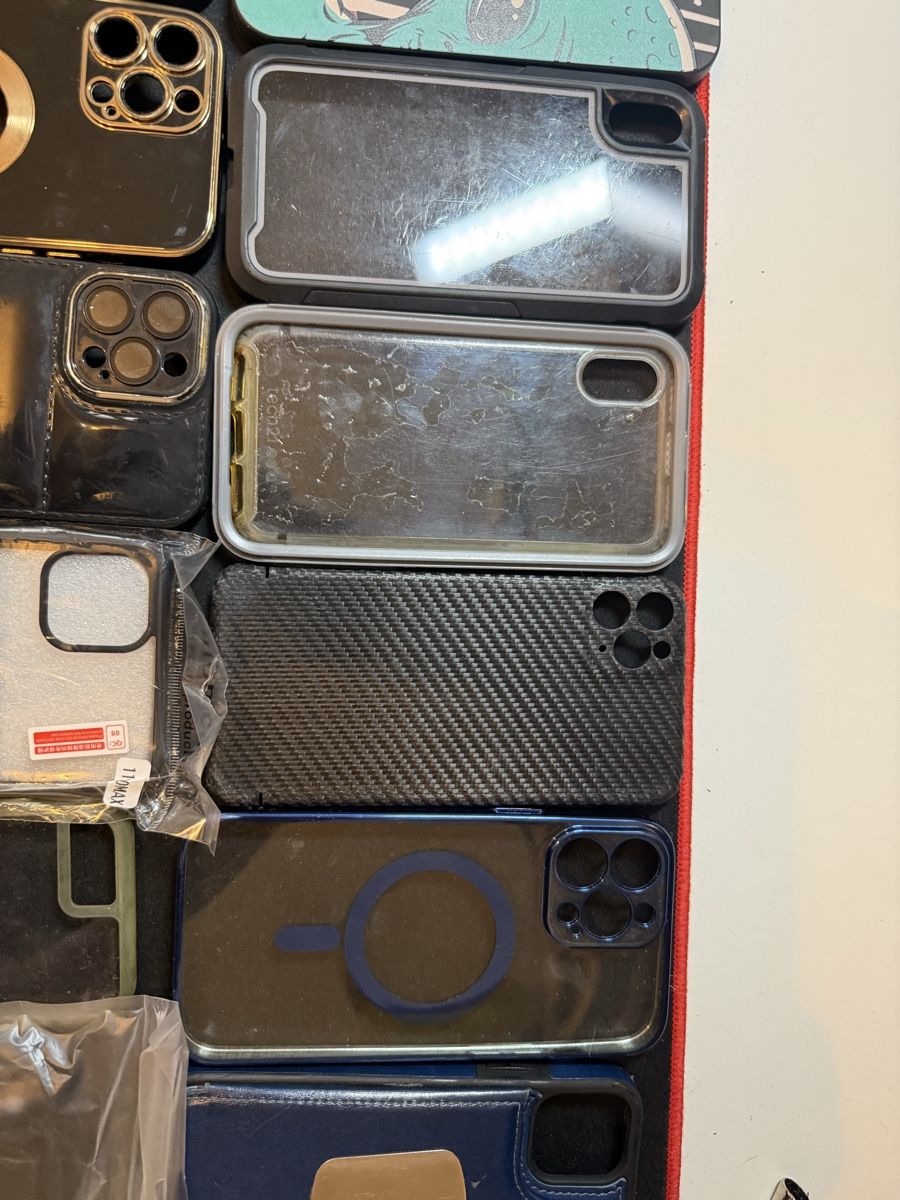 Cover & Protezioni schermo: iPhone Cover Lot – Usato da Chiasso venduto da she_9rhj 3