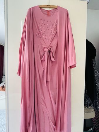 Wunderschönes neues Kleid ( 2- Teilig)