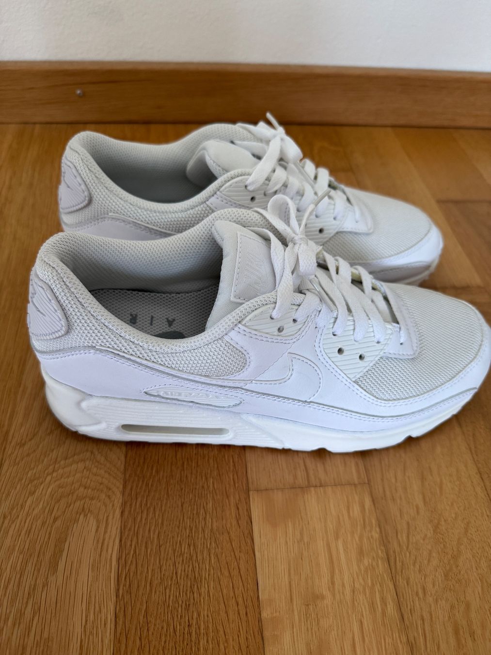 Nike Herrenschuhe: White Nike Airmax – Gebraucht aus Wettingen von ale_6gmk 2