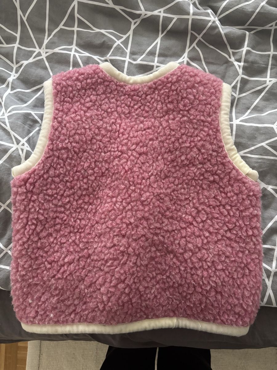 Altro abbigliamento per bambina: Wolle vest kinder gr110 – Usato da Münchenbuchsee venduto da mar_cr82 1