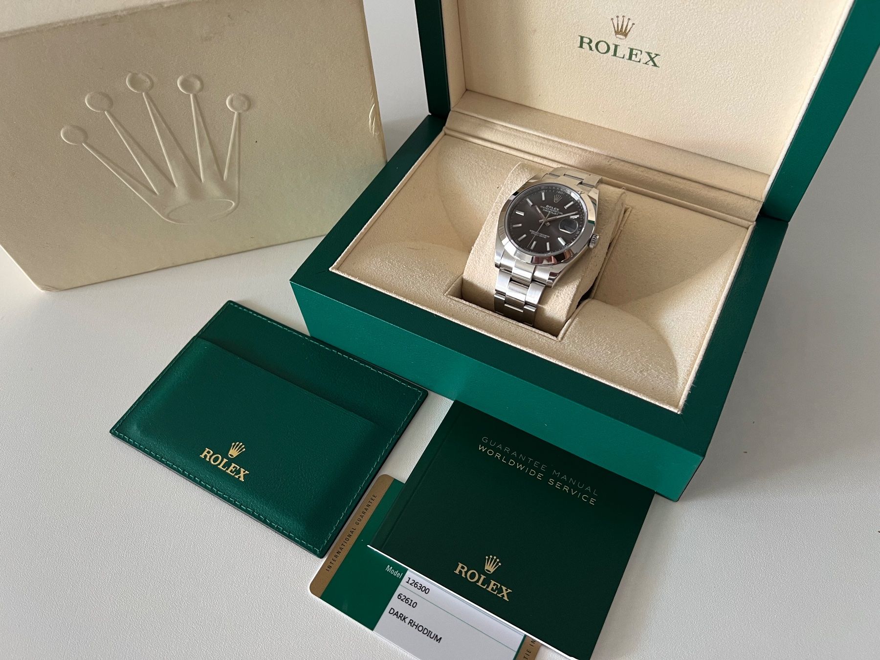 Rolex Uhren: ROLEX Datejust 41 Rhodium dial, Ref. 126300, Full Set 2019 – Neu (gemäss Beschreibung) aus Le Mont-sur-Lausanne von LycaGallery 8