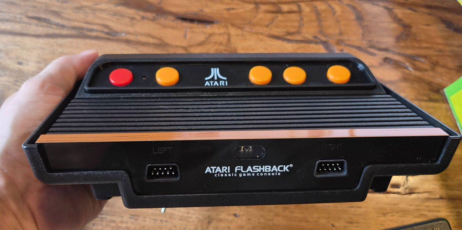Atari Konsolen: Atari Flashback 7 Spielkonsole mit 101 integrierten Spielen – Gebraucht aus Reigoldswil von RetroGames.Zone 5