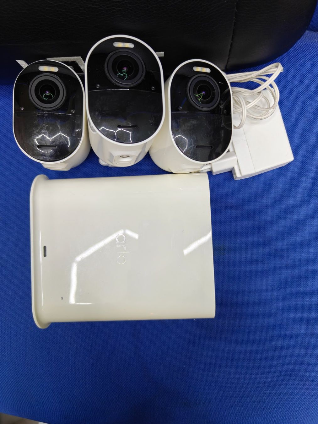 Arlo Camcorder: Arlo Kamera Ab 50.Fr – Defekt aus Solothurn von Electronic.3