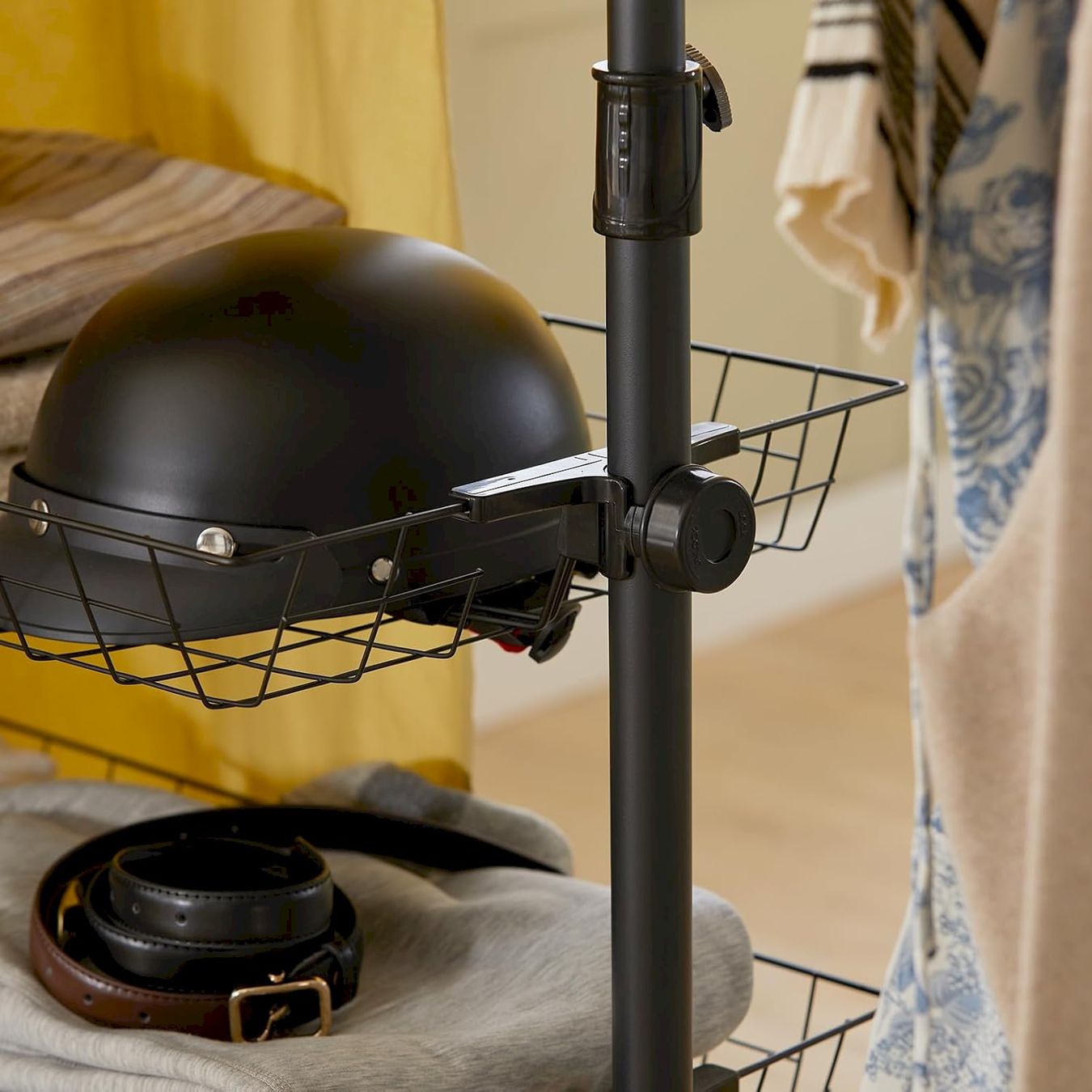 Porte manteau: Teleskopstange Kleiderständer schwarz – Neuf avec emballage d'origine à Bottighofen par zaap 8