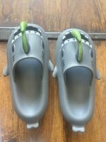 Shark Slippers grey size 40-41