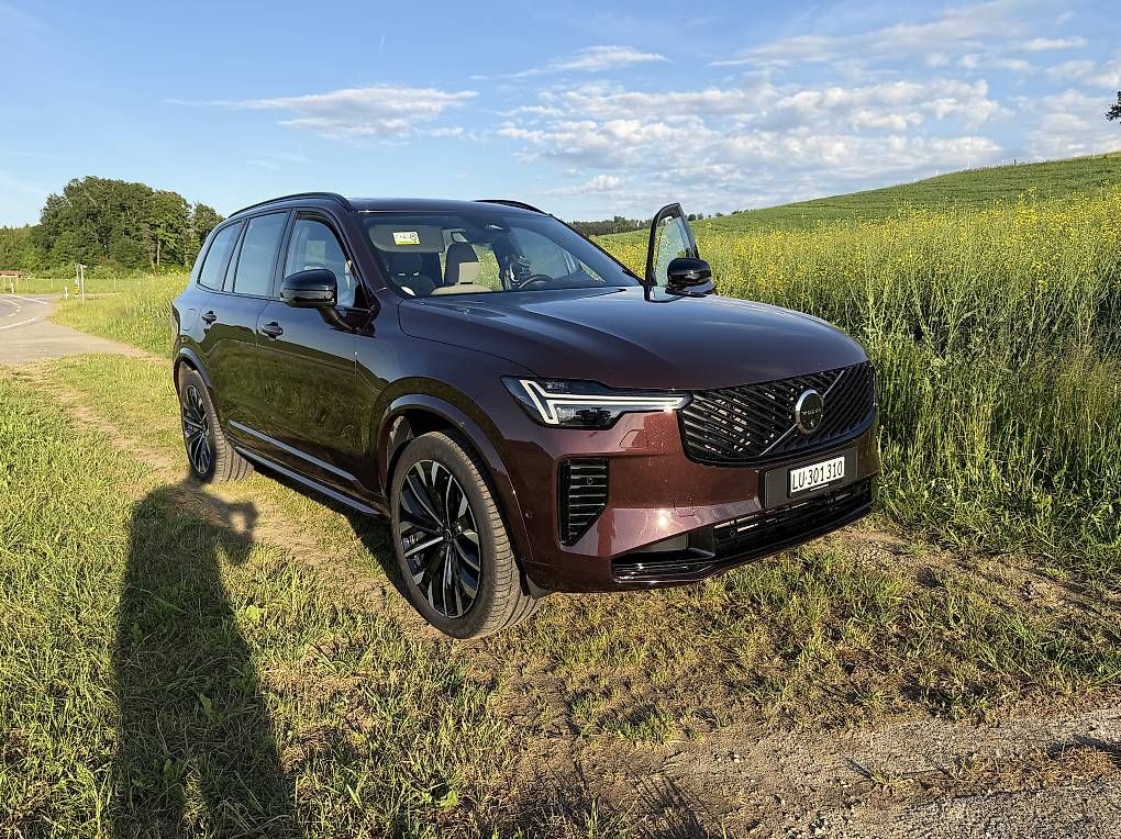 Volvo Automobili: Volvo XC90 T8 – Usato da St. Urban venduto da Fin_d2jv