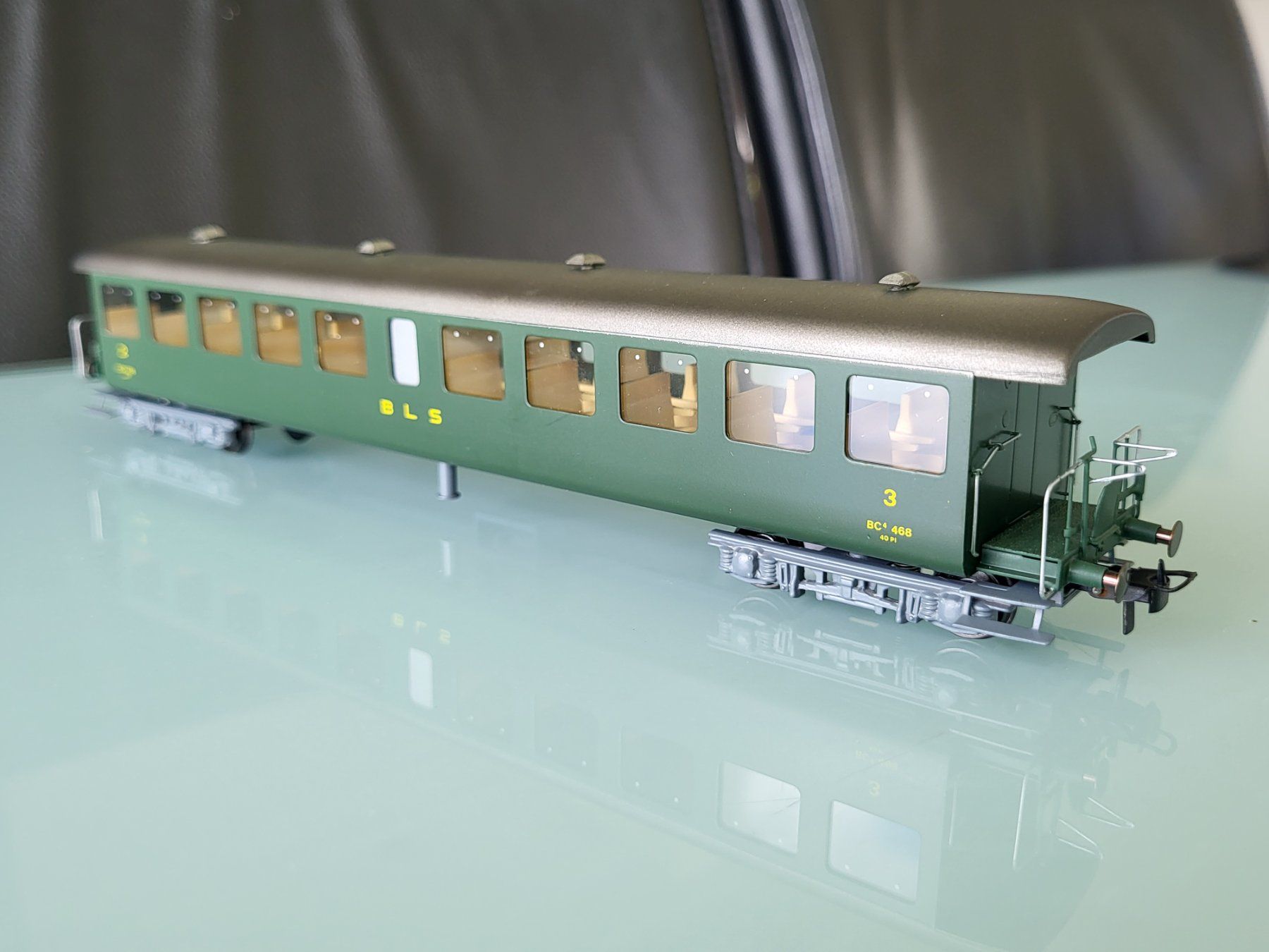Metropolitan Modellini di ferrovie: H0  Metropolitan  BLS  BCi4  Epoche III – Nuovo (secondo la descrizione) da Oberburg venduto da sensetal 8