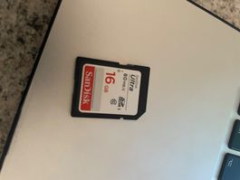 16 GB SD CARD / SANDISK 80029 / SDSDUNC-016G-GN6IN