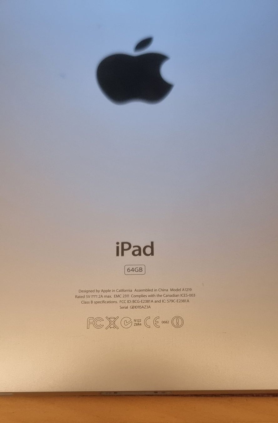 Apple Tablet PC: iPad - 1st Gen - 64GB - silber - Model A1219 – Usato da Regensberg venduto da youngt92 2