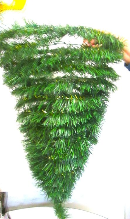Umgedrehter Baum zum Aufhängen | Kaufen auf Ricardo