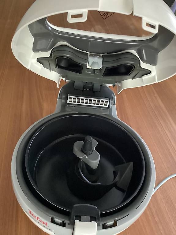 Tefal Elettrodomestici da cucina: Airfryer Original Tefal – Usato da Dachsen venduto da Achohberg 1
