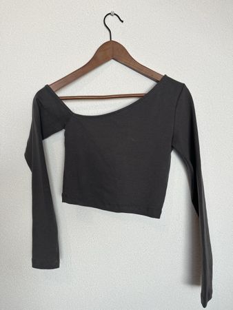 Top asymétrique manches longues gris taille S neuf