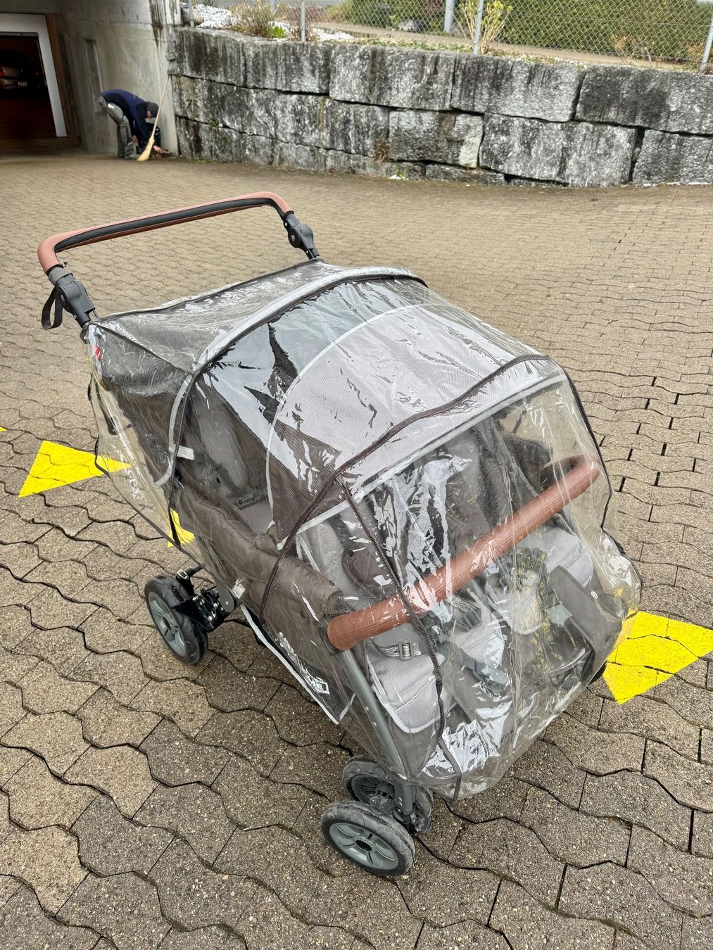 Carrozzine: Kinderwagen für Vierlinge, Zwillinge oder 4 Kinder – Usato da Wettingen venduto da AskaB 5