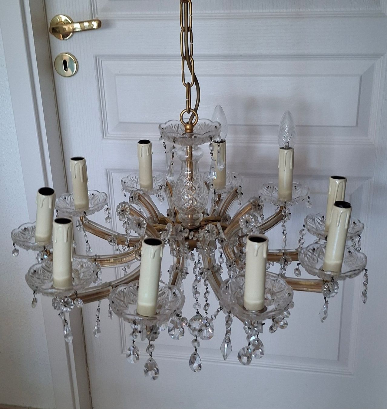 Lustres & lampes de plafonds: Kronleuchter – D'occasion à Reinach BL par Chela04
