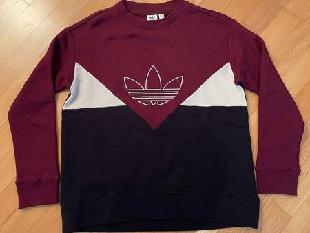 Adidas Sweater