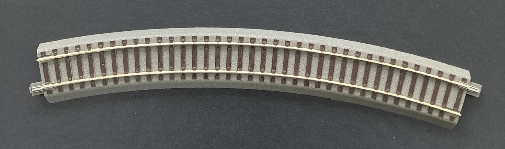 Rail Courbe Roco GeoLine R3 - Échelle HO (1:87) - Rayon 434.5mm, Angle 7.5° - Réf. 61130 - Neuf