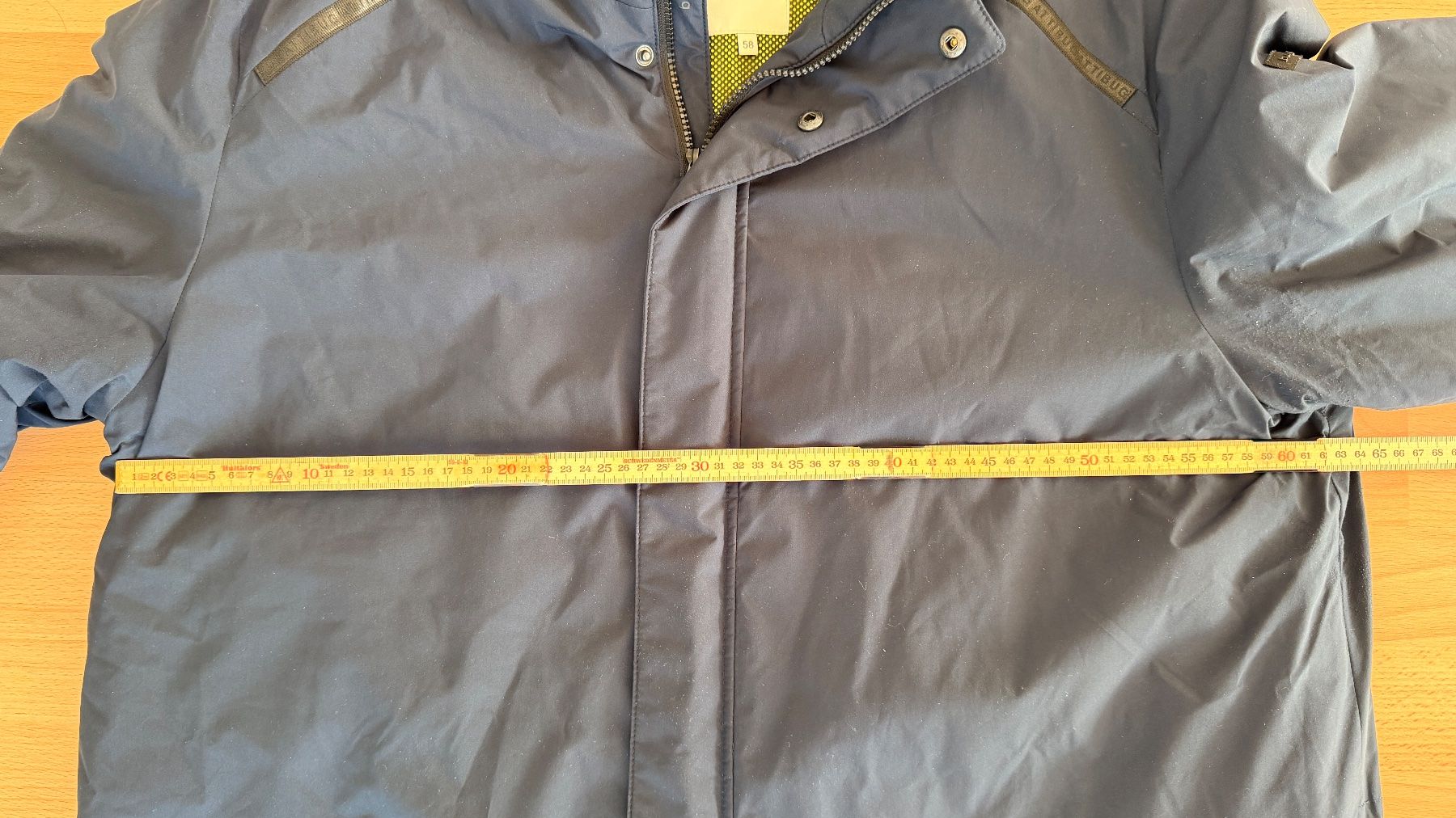 Bugatti Jacken: Jacke - Winterjacke BUGATTI  blau navy Grösse 58 – Gebraucht aus Winterthur von Secondhand-Family 1