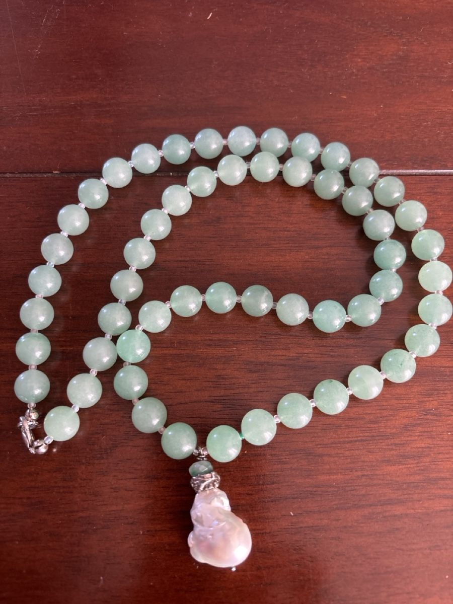 Catenine: Wunderschöne Statement Kette mit Aventurin und Barockperle – Usato da Pratteln venduto da sab_whk9