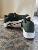 Sketchers - UNO olive durabuck trim Gr. 42