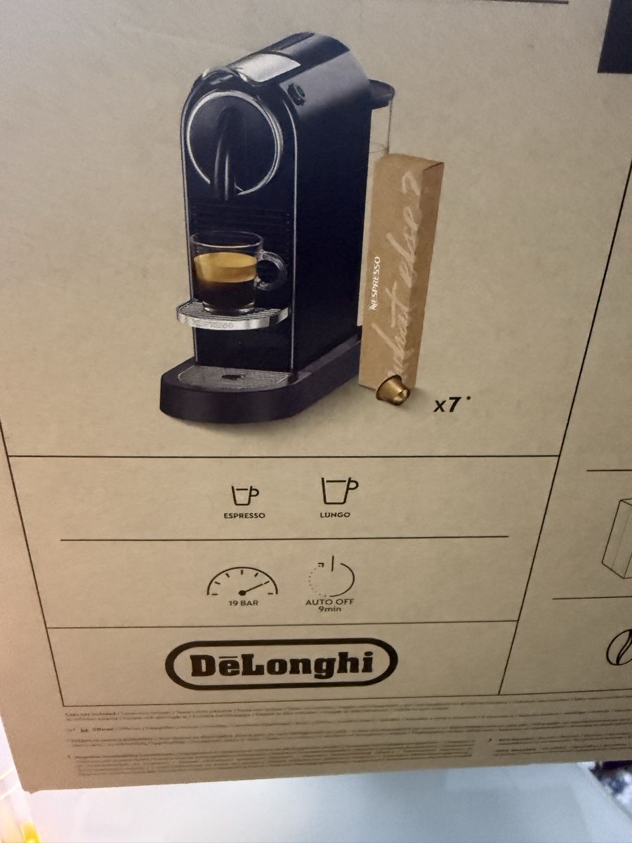 Nespresso Macchine per caffè & Macchine per espresso: Nespresso, König Kaffeemaschine – Usato da Gossau SG venduto da cuk_fyc6 8