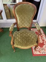  Antiker Sessel  (210)