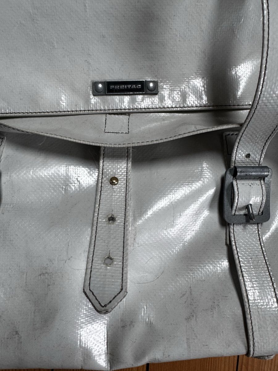 Freitag Borse: Freitag Carolus Reference Tasche Offwhite – Usato da Uster venduto da twinkle03 3
