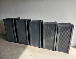 5 Blumenkasten in anthrazit mit Unterteller