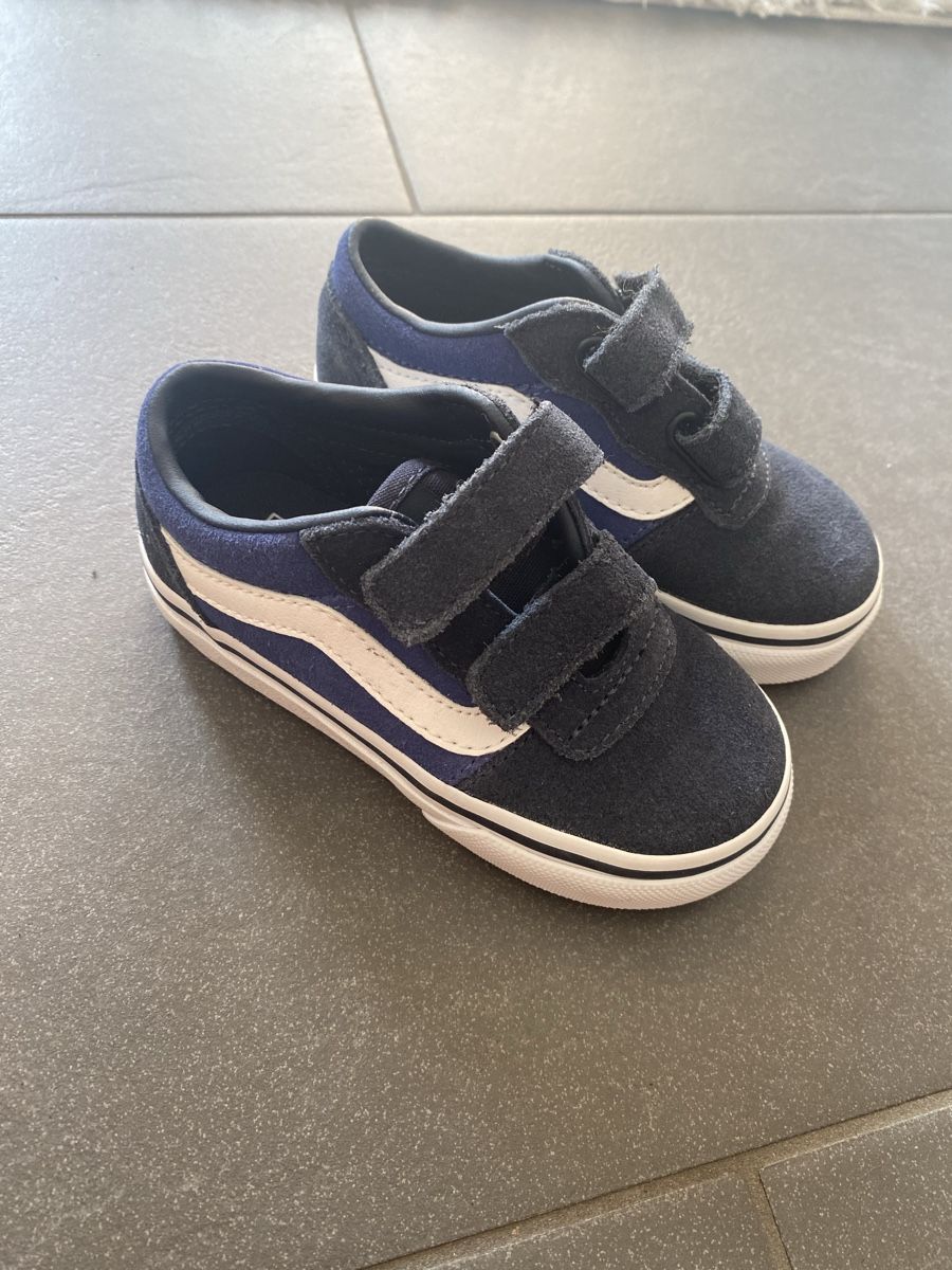 Vans Schuhe für Jungen: NEU Vans Kinder Turnschuhe Grösse 23.5 – Neu (gemäss Beschreibung) aus Binningen von Eober