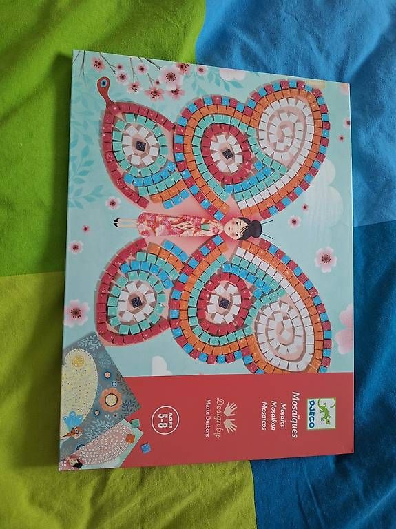 Giocattoli:  Basteln Mosaiken Schmetterlinge  – Usato da Zullwil venduto da Nina.L.R.